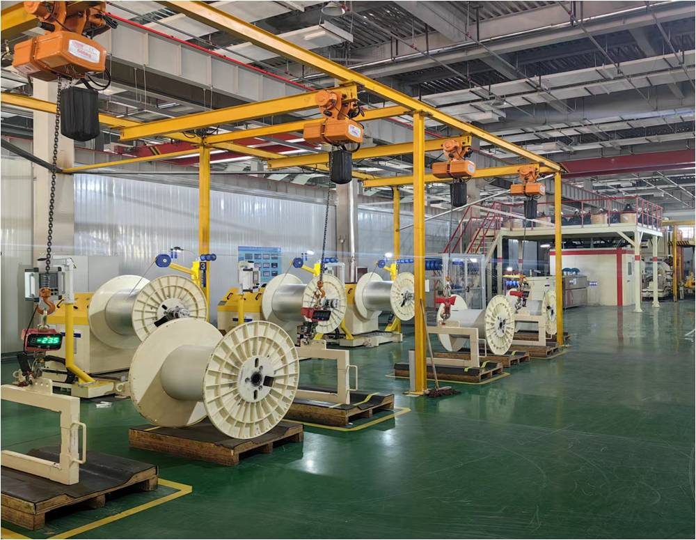 2200 ton one out four extrusion press